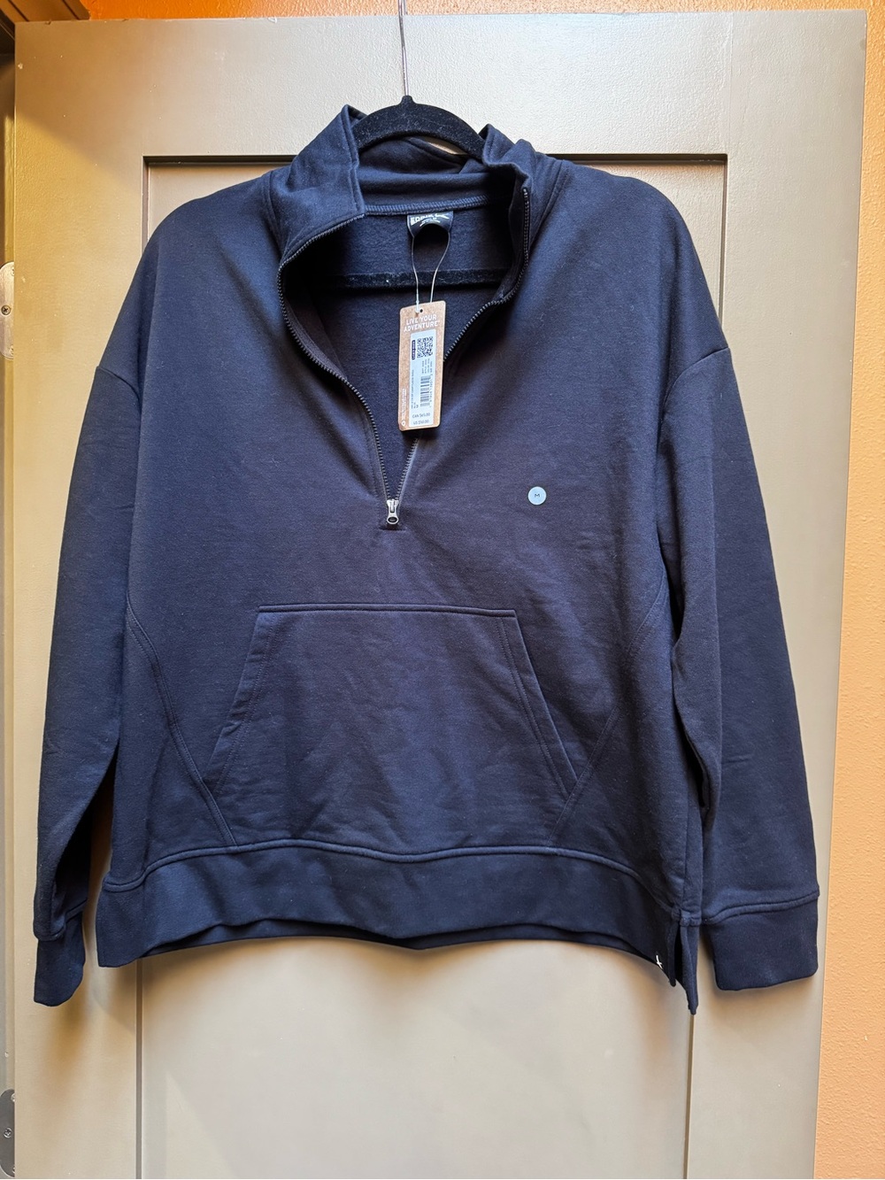 Eddie Bauer New with tags 1/4 zip camo fleece medium